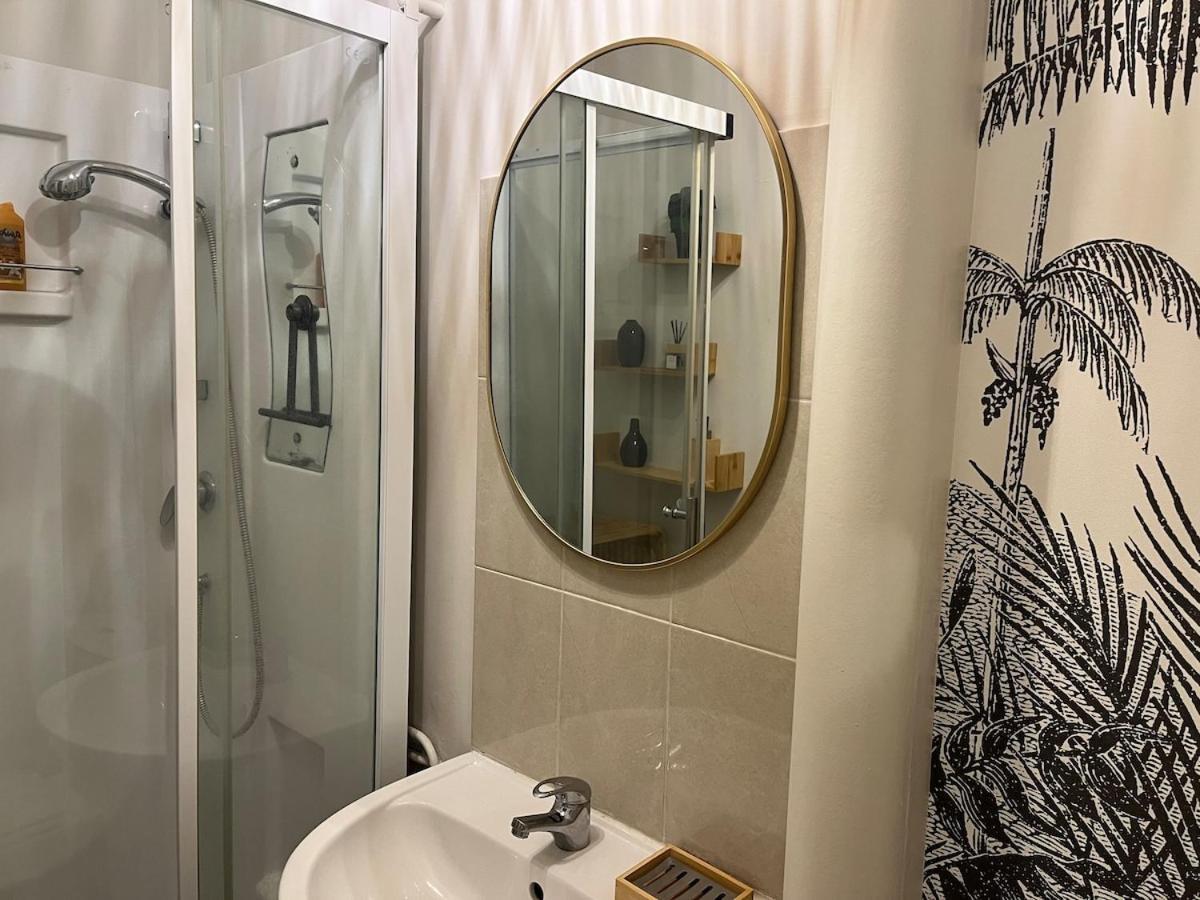 T2 Cosy, Vue Eglise Notre-dame, Plein Centre, Neuf Apartment