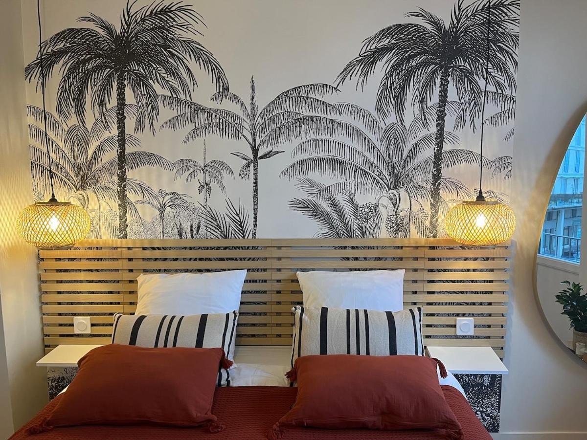 T2 Cosy, Vue Eglise Notre-dame, Plein Centre, Neuf Apartment *